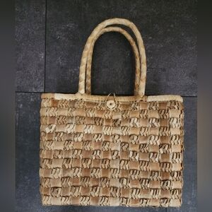 Lauhala purse